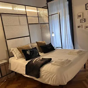 Botta 9 , Bergamo Italië